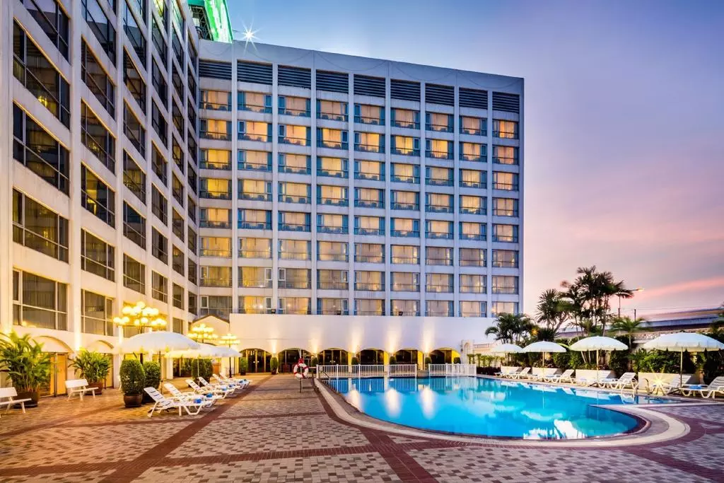 هتل بانکوک پالاس بانکوک